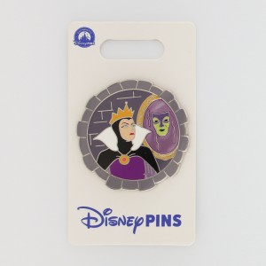 Evil Queen & Magic Mirror