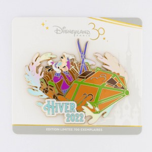 Disneyland Paris Limited Edition - Winter/Hiver 2022 Goofy