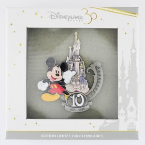 Disneyland Paris 10 Years Limited Edition 700 Mickey and Castle
